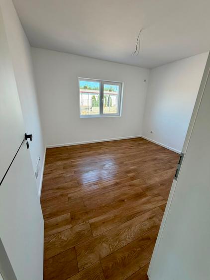 Casă individuală pe parter | 4 camere, teren 340 mp | Clinceni – Toate utilităț