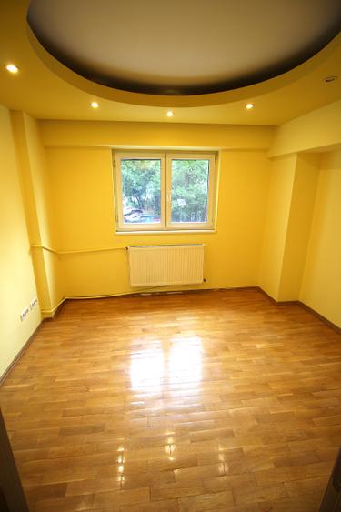 Apartament spatios langa Ghencea Business Center
