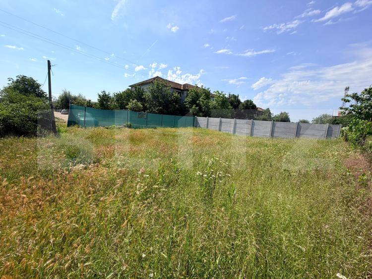 Teren intravilan, 700 mp, Cosoveni