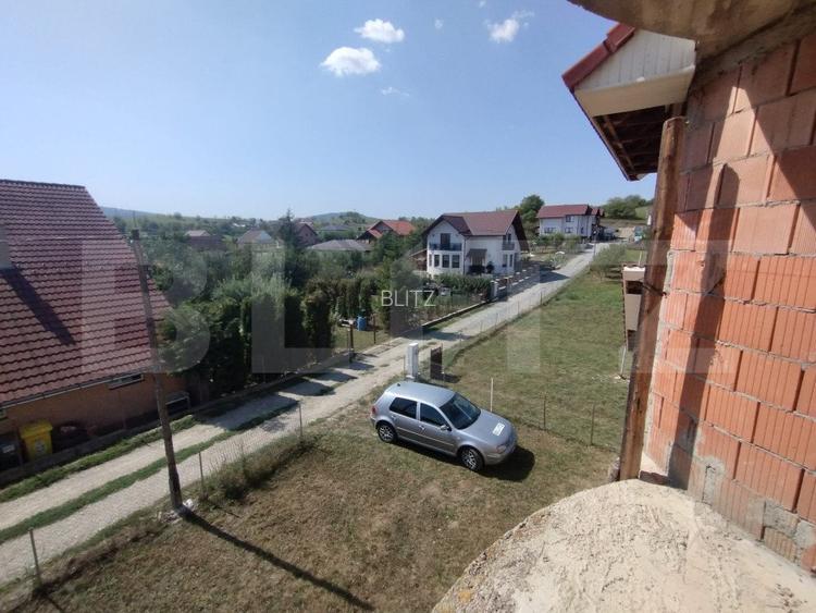 Casa la rosu,200mp,2 nivele,500 mp teren imprejmuit,zona Sigmir - 7