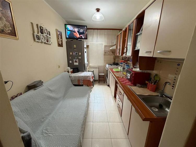Garsoniera confort 1, 36mp, parter, zona Centrala , mobilata