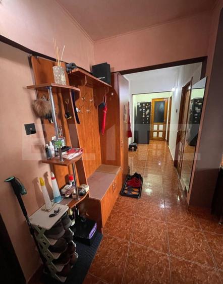 | Apartament cu camere | 62 mp, zona TRIAJ |