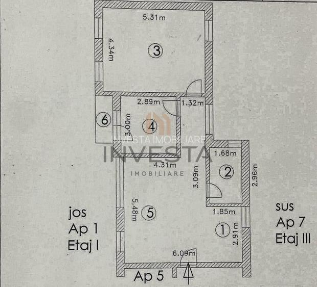 Apartament de 3 camere, bun pentru investitie ! - 1