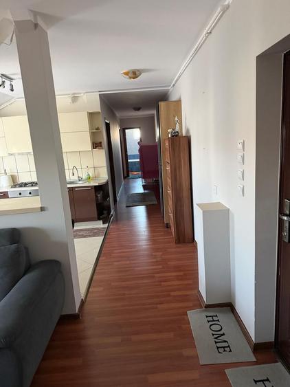 Apartament trei camere Sagului