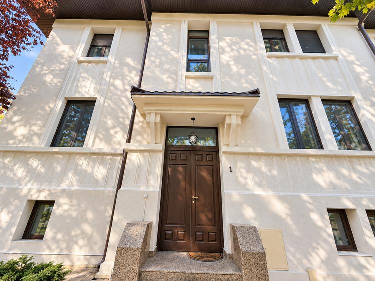 O adresă de colecție | Apartament în vilă