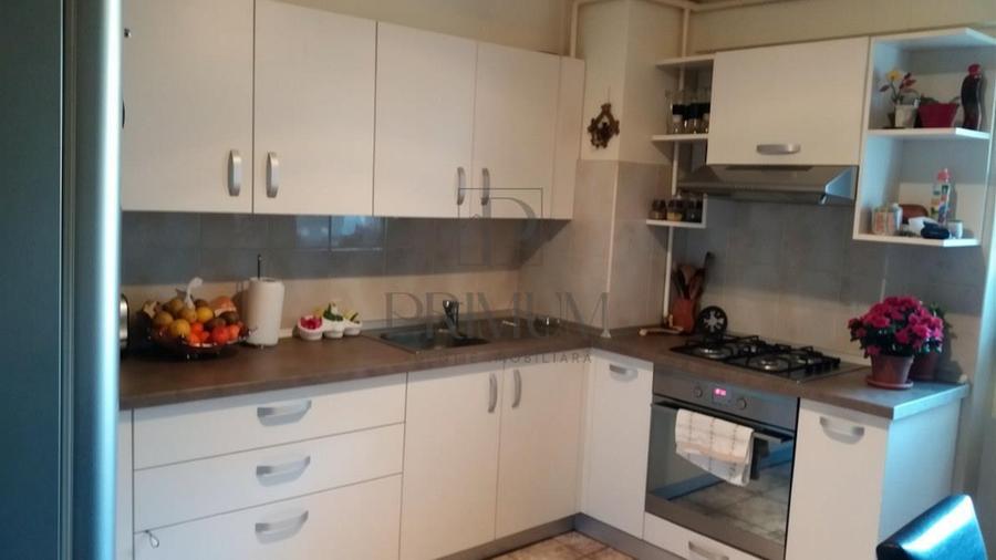 SAGULUI - 4 CAM - 2 BAI - CENTRALA PROPRIE - DECOMANDAT - ET 1 - LIFT