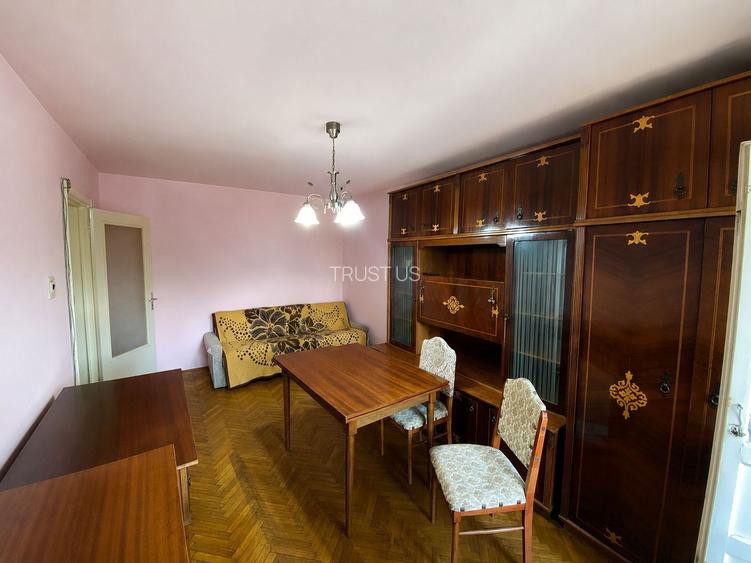 Comision 0%, Apartament 3 Camere, Decomandat, Etaj 1, Azuga, Girocului - 3