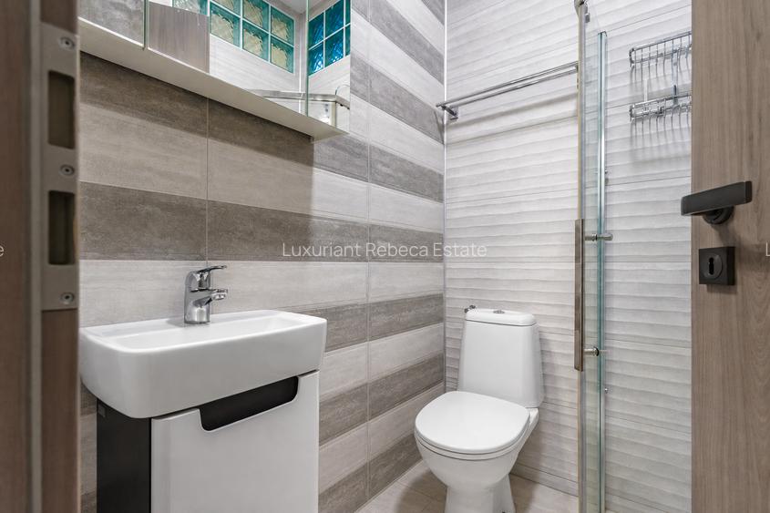 Apartament 3 camere ultracentral, 80 mp | 2+ Locuri de parcare private | Piața 7 - 15