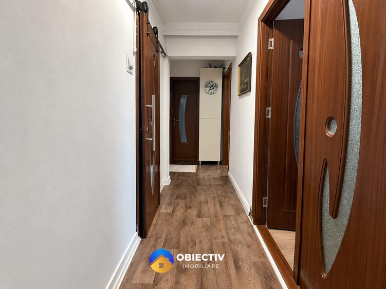 Apartament 4 camere 87,7 mp /2 bai/ Centru- Petrodava
