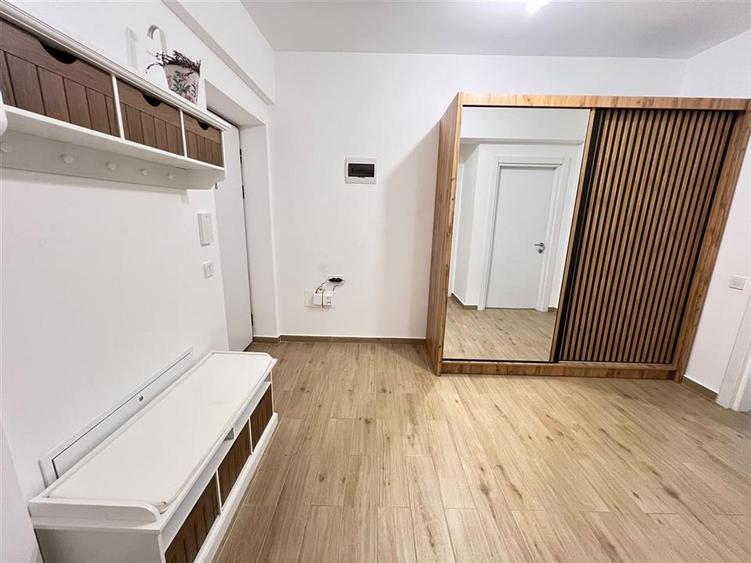 Garsoniera spatioasa 42 mp cu loc de parcare langa Coresi