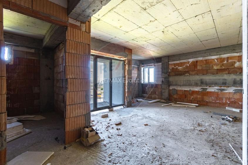Aparthotel / Clădire 24-28 unități lângă viitoarea stațiune Nibiru - 47