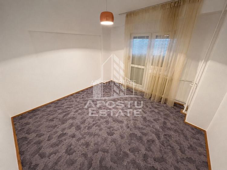 Apartament 2 camere, decomandate, etaj 5/6, garaj subteran, Aradului. - 2