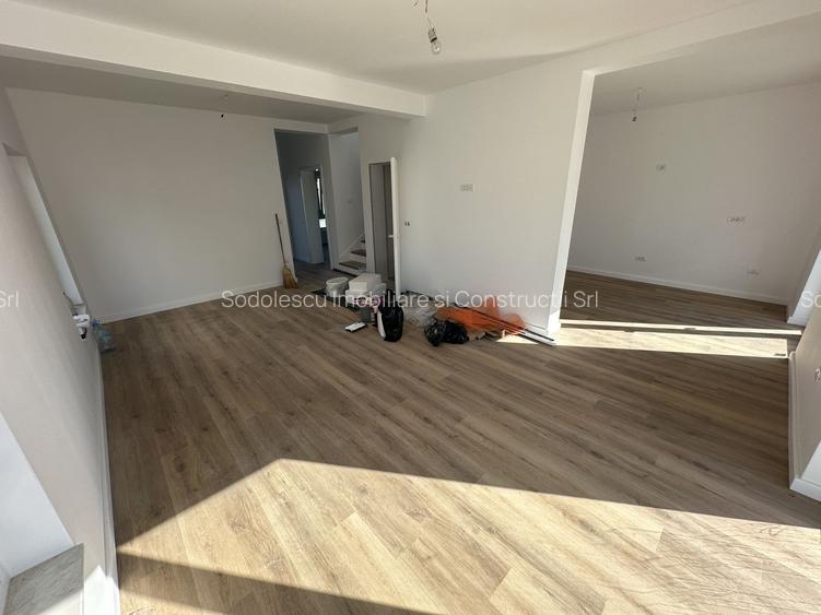 Duplex despartit prin spatiu tehnic - 5