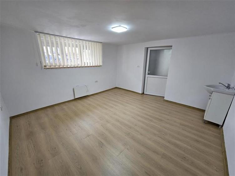 Spatiu birouri zona 13 Decembrie