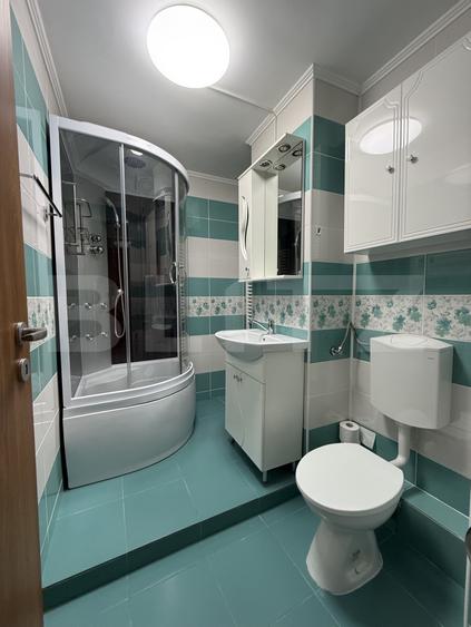 Apartament de vânzare, 68.5 mp, zona Micro 16