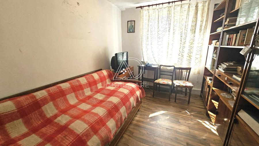 Apartament 3 camere, decomandat, strada Energeticienilor, zona 8 Mai