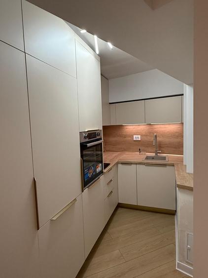 Decebal Piata Alba Iulia apartament superb 3 camere