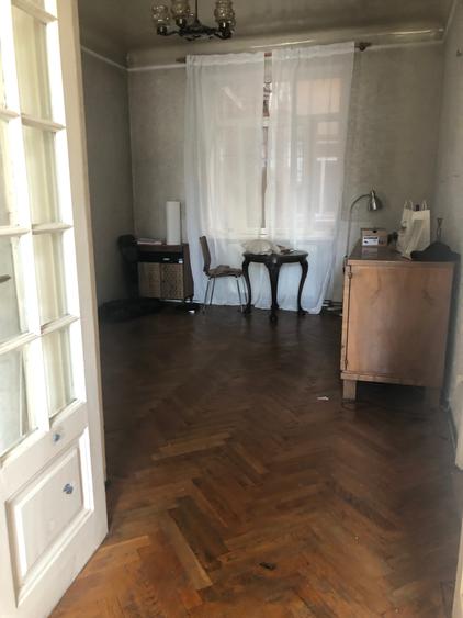 De vanzare apartament 4 camere Kogalniceanu Vis-a-vis Facultatea de Drept