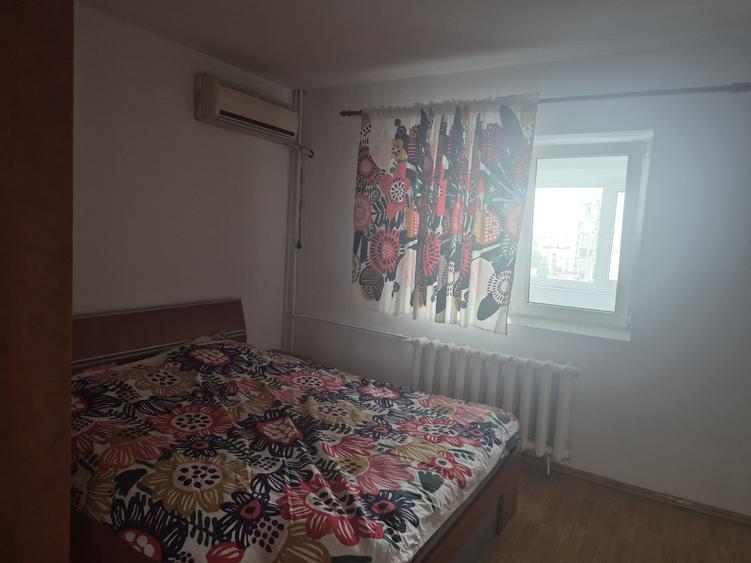 3 camere Calea Calarasi Universitatea Hyperion