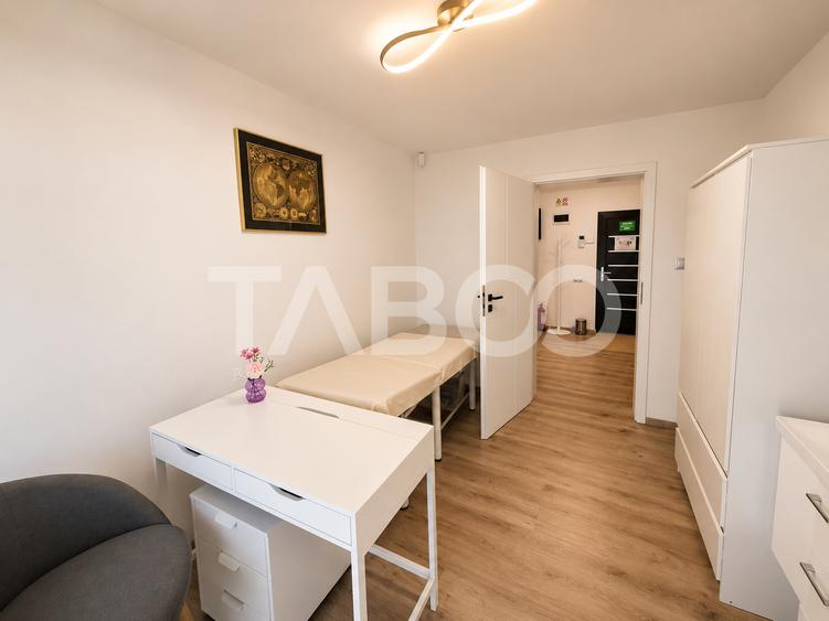 Spatiu birouri de inchiriat 2 camere si receptie zona Strand