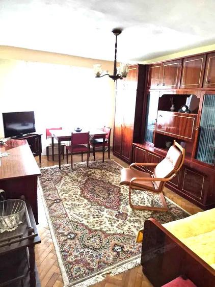 Apartament 3 camere decomandate, etaj intermediar, Manastur
