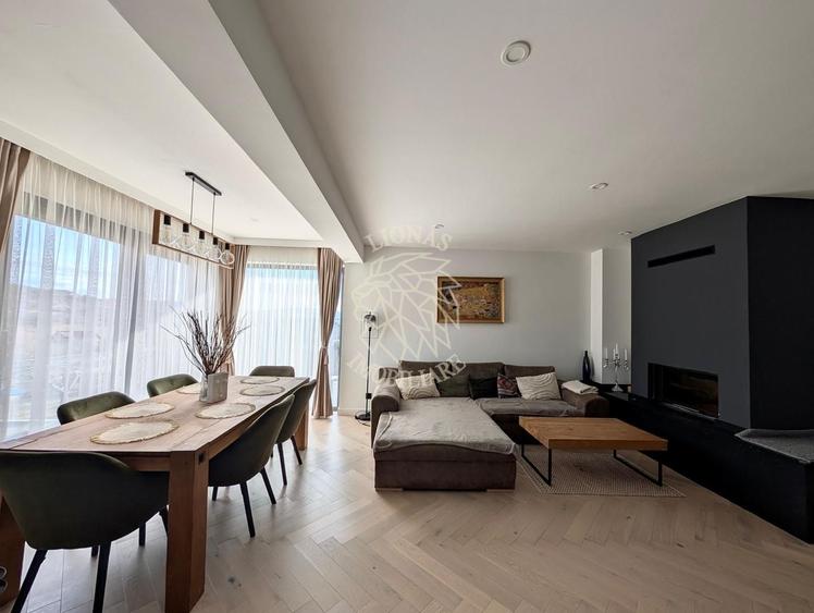 Casa de Lux 378 mp con.-teren 1250 mp-foisor-Valea Rusului