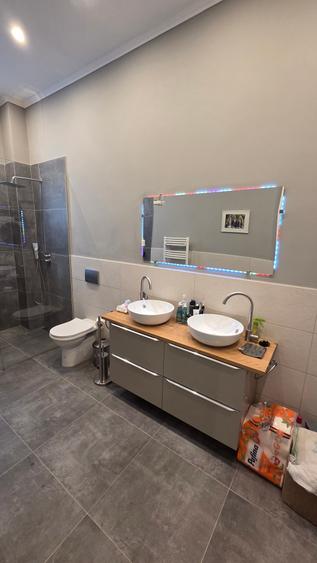 Apartament cu 3 camere / Dorobantilor / parcare / boxă