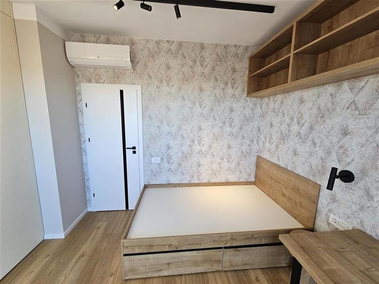 Vanzare apartament 3 camere, ultramodern, dispus pe 2 niveluri, Cartier Gheorghe