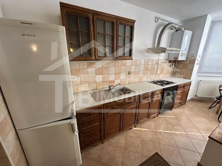 Apartament cu 3 camere, 65mp, zona UMFST