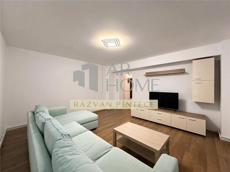 Apartament 3 camere, centrala termica, Democratiei, Ploiesti