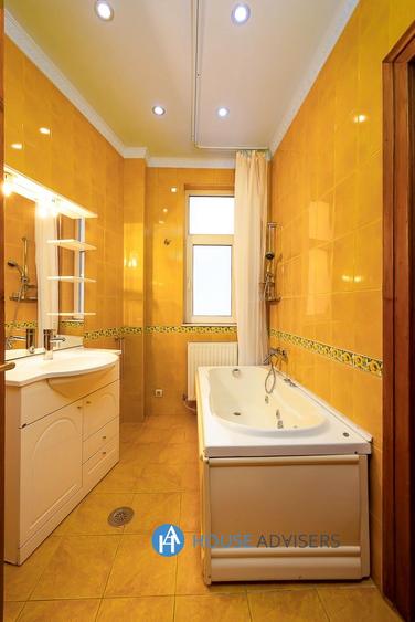 Inchiriere casa 5 camere Romana