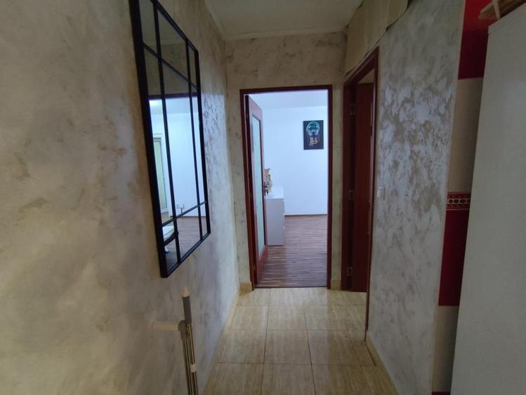 Baicoi Liliesti apartament 2 camere complet renovat, utilat si mobilat !