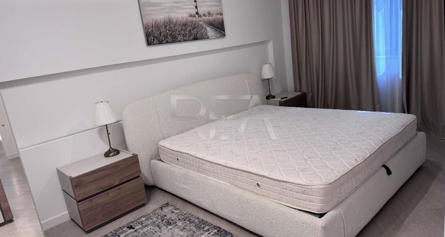 Apartament 3 camere | Complex Cortina North | Loc de parcare | Bloc Nou