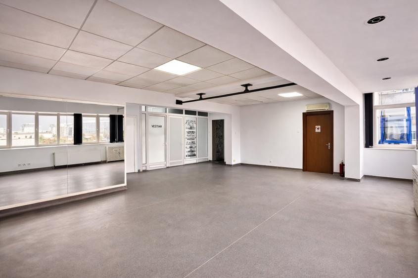 Spatiu amenajat pentru clinica medicala | Domenii - Expozitiei | Comision 0%