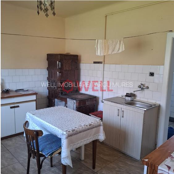 CASĂ FAMILIALĂ DE VÂNZARE, SITUATĂ ÎN GHINDARI - 3