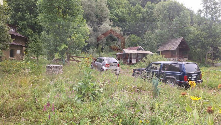 Casă individuală 6 camere de vânzare Brăduleț Argeș Complex Cabane - 19