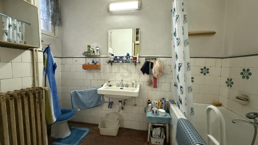 REA1028895 Apartament in vila interbelica