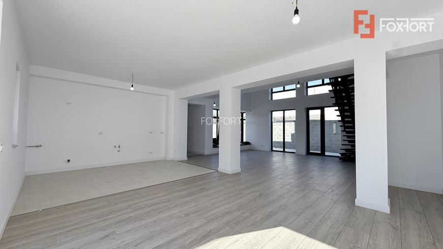 COMISION 0% Casa individuala de vanzare cu 4 camere - Mosnita Noua