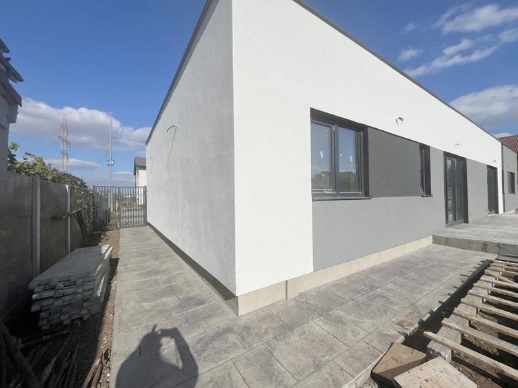 Duplex pe parter- Dumbravita
