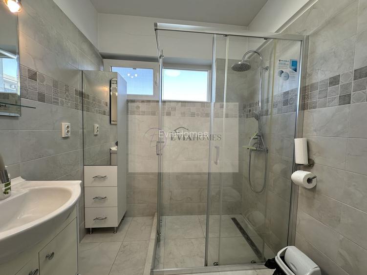 2 parcări incluse/ 4 camere/ 2 bai/ terasa 104 mp/Zona Leroy - 10