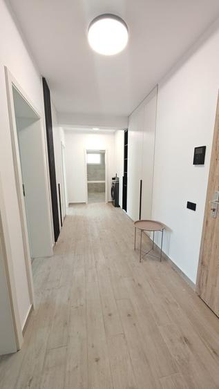 Apartament 3  camere zona Coressi