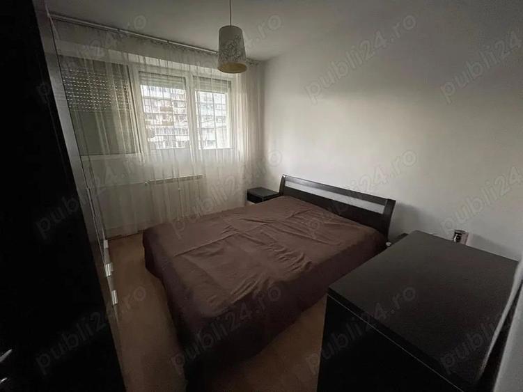 Apartament 3 camere in zona Drumul Taberei cu loc de parcare