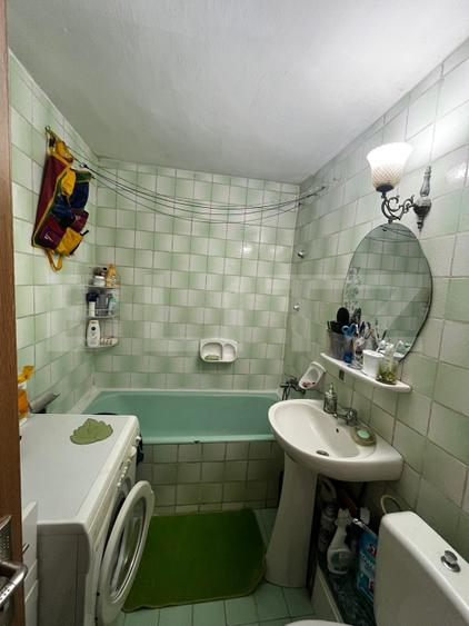 Apartament 2 camere, decomandat, zona Imparatul Traian