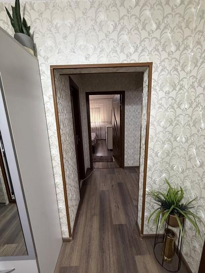 De vânzare apartament 3 camere zona Buzăului 84 mp la cheie