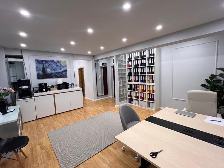 Apartament 3 camere 2005 strada Londra
