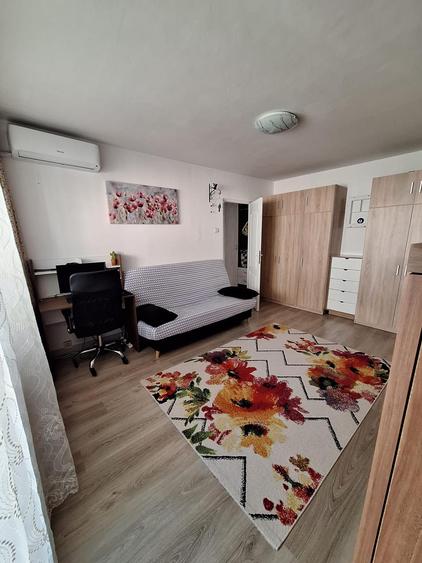 Apartament 2 camere zona Garii,renovat,parcare,99500 Euro