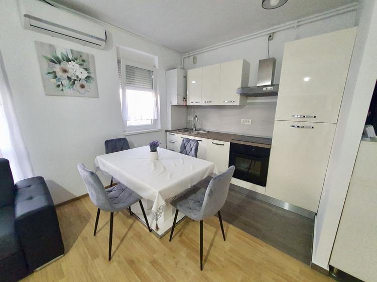 Apartament de inchiriat, 3 camere, 65 mp utili, etaj 1 - Zona Lipovei