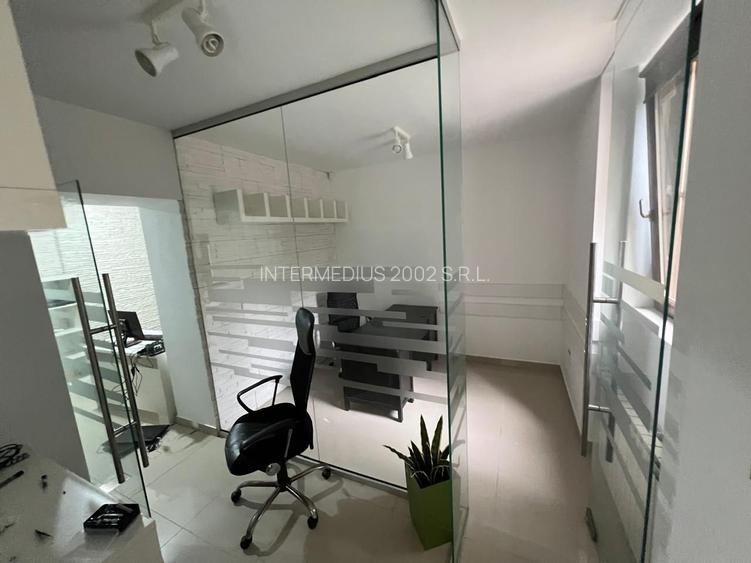 Apartament 3 camere, garaj si boxa - zona Centrala-Prefectura - 28