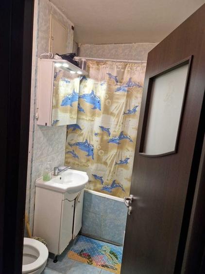 Apartament cu 3 camere decomandat, etaj intermediar, zona Garii