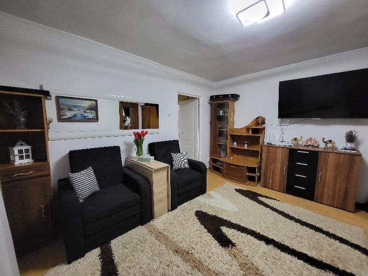 Apartament modern 2 camere balcon boxa zona Strand Termal